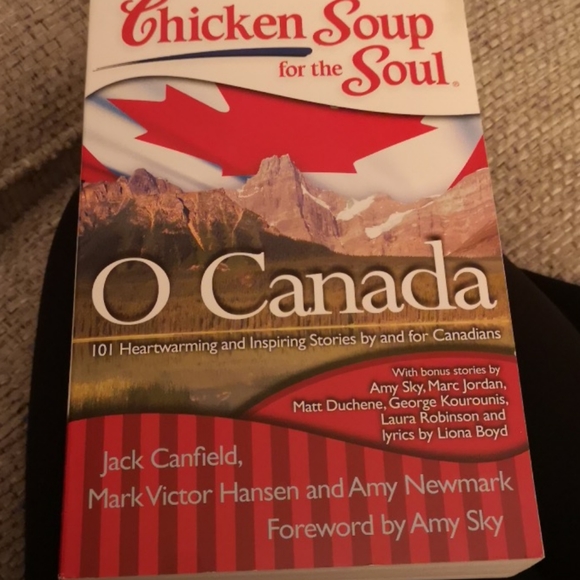 Chicken Soup for the Soul - O Canada - Picture 1 of 3